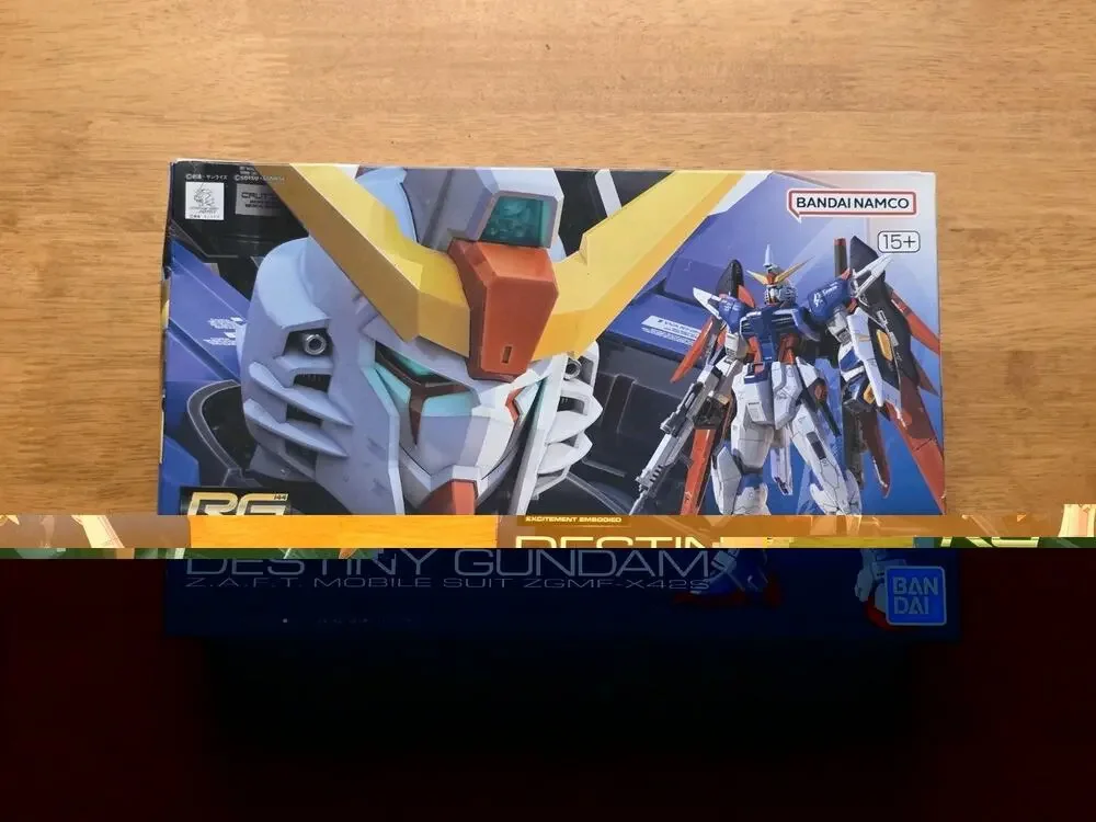 Gunpla 1/144 BANDAI Gundam RG ZGMF-X42S Destiny Gundam ZAFT Mobile Suit